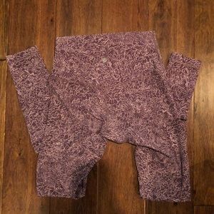 Lululemon pants size 4
